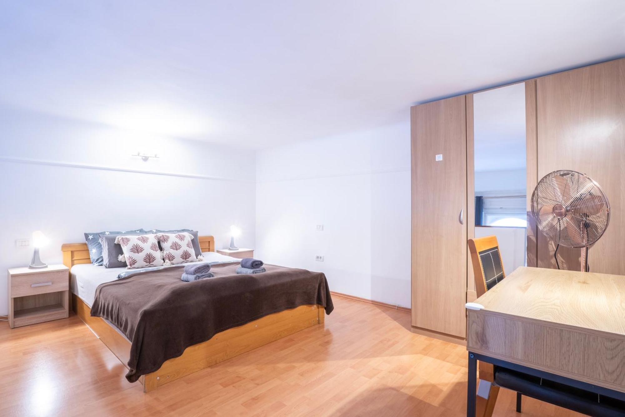 Cedar Inn Budapest - Palace District Kültér fotó